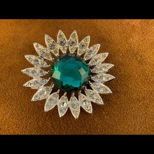 Sarah Coventry brooch